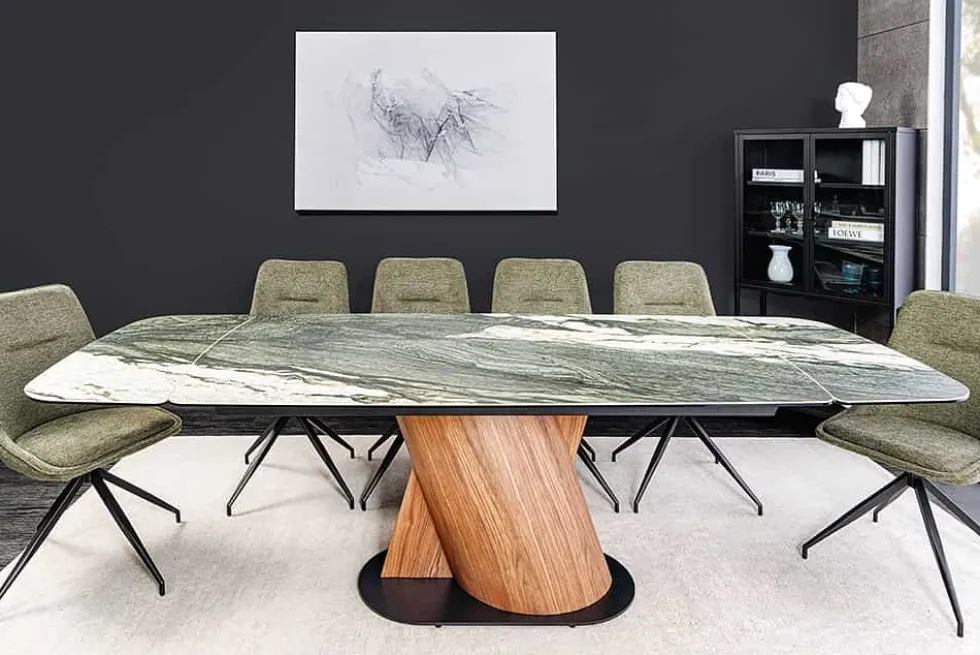 Ausziehbarer Esstisch ELEMENTS 180-260cm taupe grau spanische Keramik Walnuss Gestell