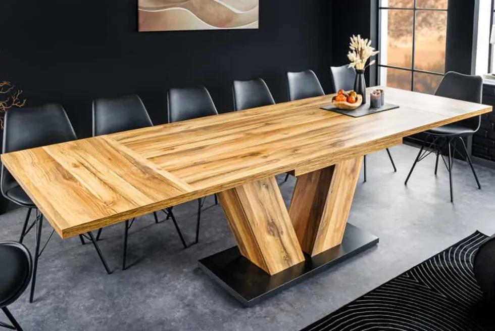 Ausziehbarer Esstisch MONTREAL 180-280cm natur Plankeneiche Holz-Design V-Gestell