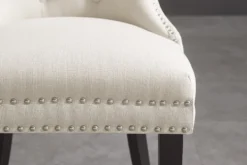 Chesterfield Stuhl CASTLE beige Leinen Massivholz Ziernieten mit Komfortgriff