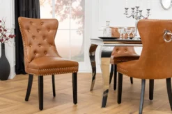 Chesterfield Stuhl CASTLE braun Kunstleder schwarz Massivholz mit Komfortgriff