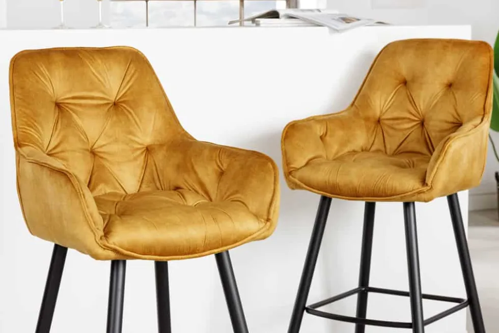 Design Barhocker MILANO senfgelb Samt Barstuhl mit Lehne Metall schwarz