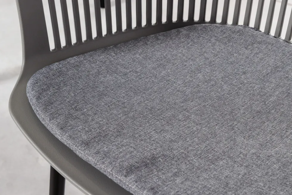 Design Stuhl AIRE grau Kunststoff Stahlgestell Indoor Outdoor inkl. Kissen