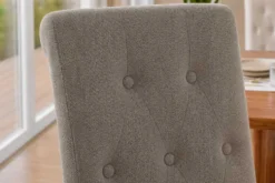 Design Stuhl CASA taupe Strukturstoff Massivholzbeine mit Zierknöpfen und Nackenrolle