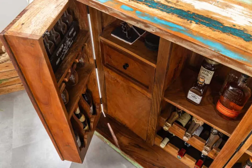 Einzigartiger Barschrank JAKARTA 100cm natur bunt recyceltes Massivholz aus Fischerbooten