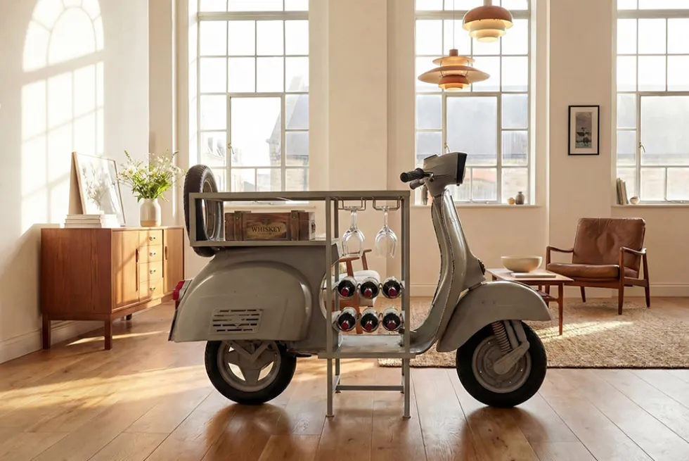 Extravaganter Bartisch SCOOTER 180cm salbei Retro-Konsole Motorroller Mangoholz Upcycling