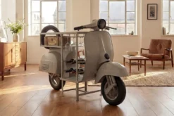 Extravaganter Bartisch SCOOTER 180cm salbei Retro-Konsole Motorroller Mangoholz Upcycling