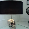 Extravagante Tischlampe SKULL 44cm schwarz Totenkopf Tischleuchte
