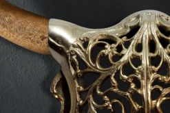 Extravagante Wanddekoration EXOTIC BULL 60cm gold Mangoholz Stierkopf