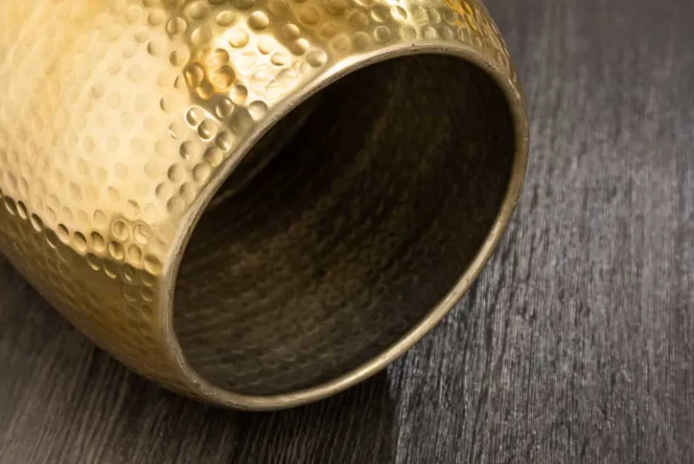 Handgearbeiteter Beistelltisch ORIENT 50cm gold Hammerschlag Design