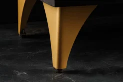 Handgearbeitetes Sideboard GOLDEN SUNSET 140cm schwarz mit 3D Schnitzereien gold Mangoholz Metallbeine
