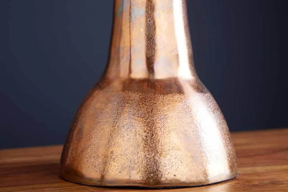 Handgefertigte Vase FACE 50cm Kupfer-Look Antik Aluminium abstrakt