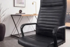 Höhenverstellbarer Bürostuhl LAZIO schwarz Kunstleder drehbar mit Rollen
