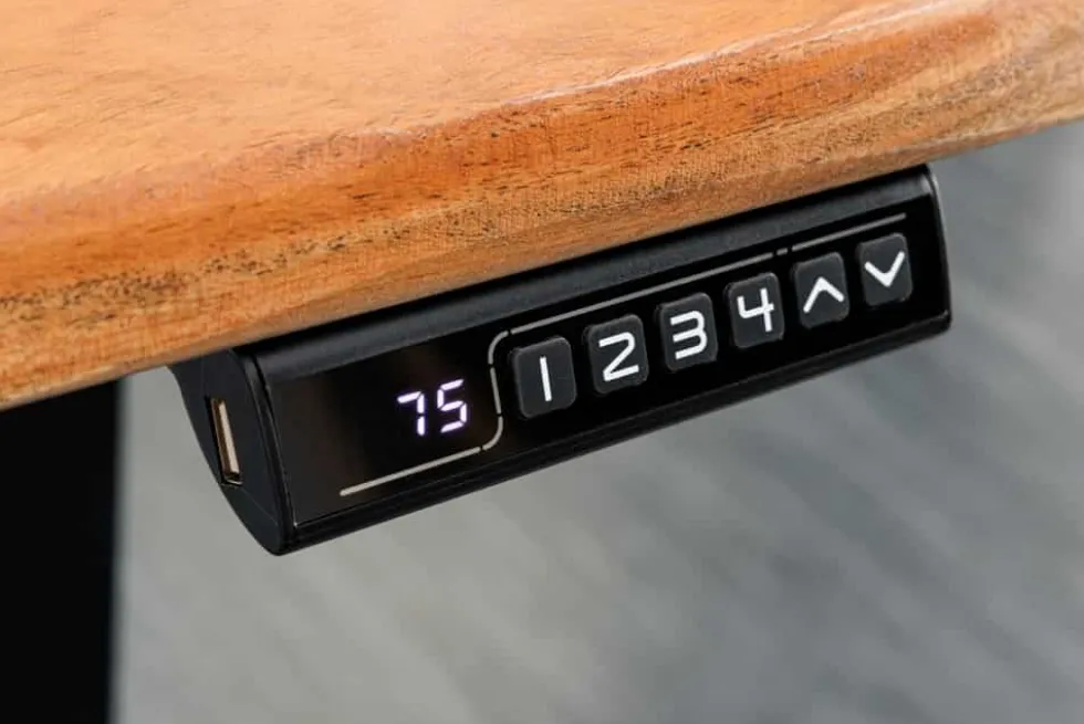 Höhenverstellbarer Schreibtisch MAMMUT 180cm Akazie Massivholz Baumkante handmade