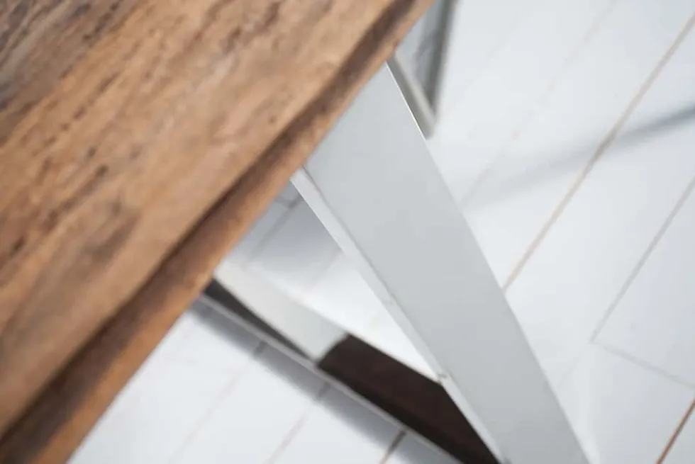Massiver Esstisch BARRACUDA 180cm antik Teak Holz mit Stahl Kufenfüßen inkl. Glasplatte