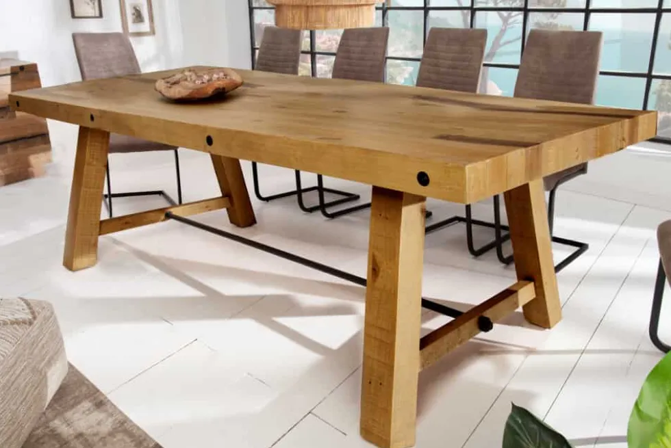 Massiver Esstisch FINCA 240cm vintage braun recyceltes Pinienholz Industrial Design