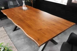 Massiver Esstisch GENESIS 160cm braun Akazienholz schwarz X-Gestell Baumkante