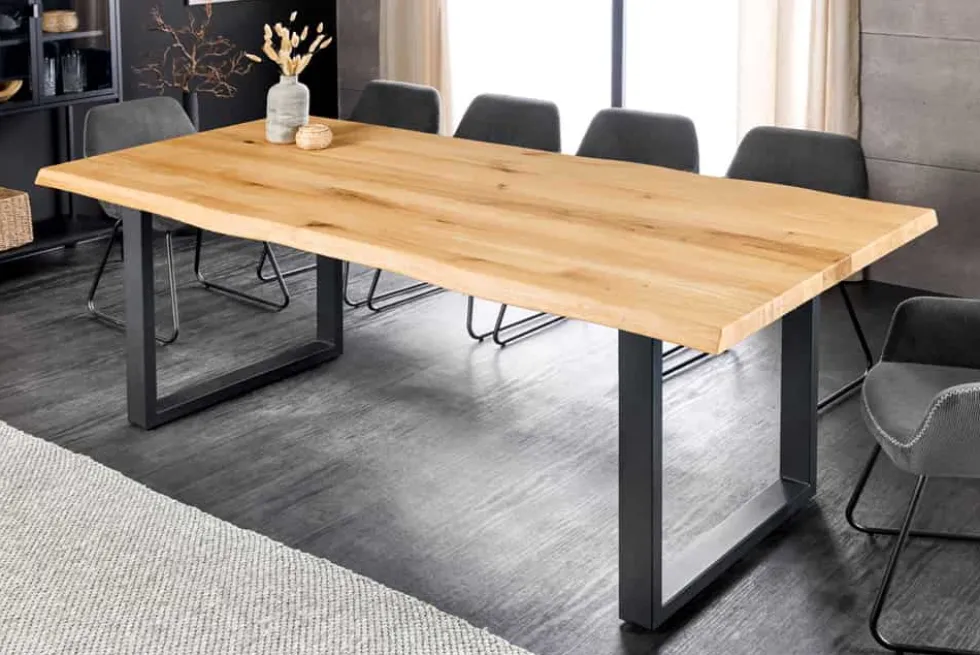 Massiver Esstisch WILD OAK 200cm natur schwarz Wildeiche Baumkante Metall U-Gestell