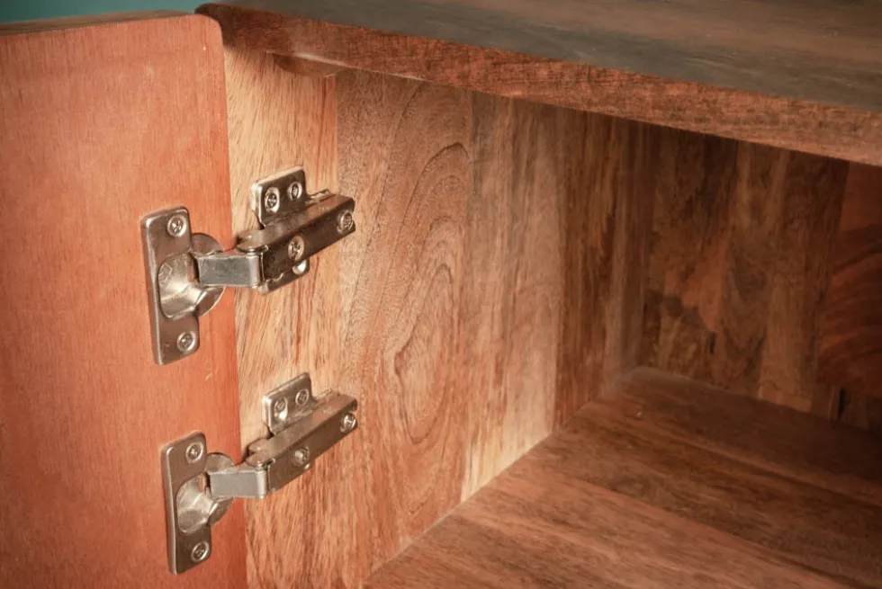 Massives Highboard MARRAKESCH 120cm Mangoholz mit Verzierung Boho Stil