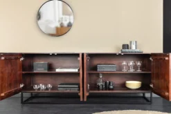 Massives Sideboard DUNE 175cm walnuss-braun Akazienholz 3D-Design schwarz Metall