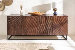 Massives Sideboard SCORPION 180cm dunkelbraun Akazie mit 3D Schnitzereien schwarz Metall