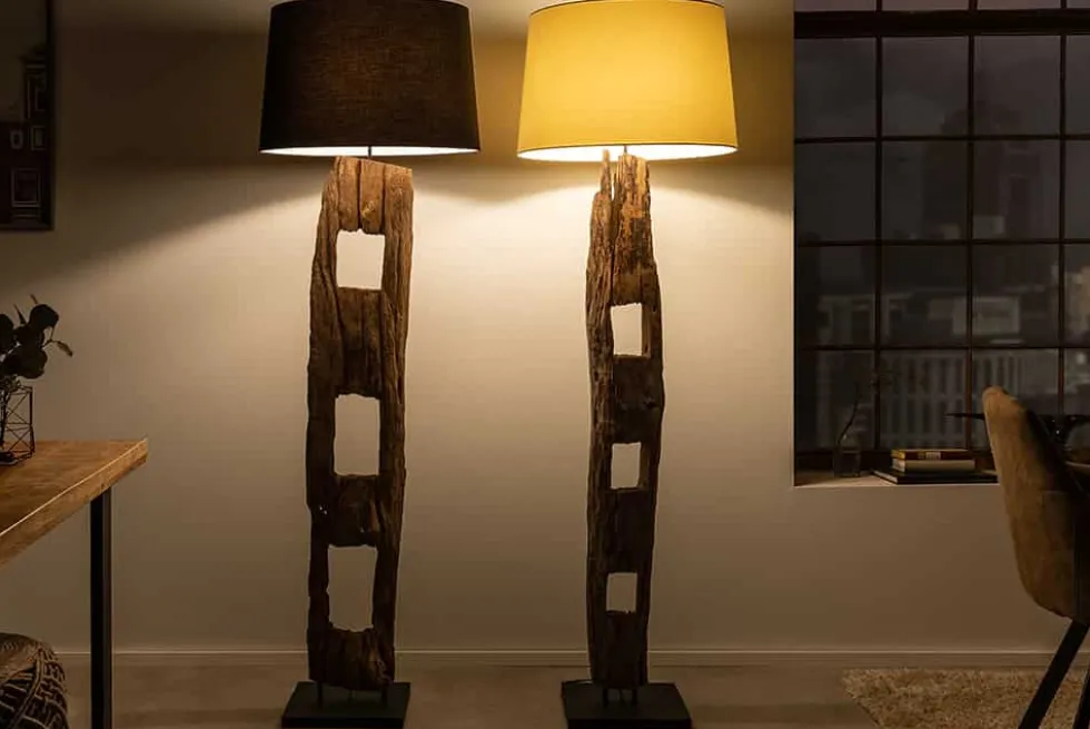 Massive Stehlampe BARRACUDA 177cm natur Akazie Baumwollschirm schwarz Baumstamm