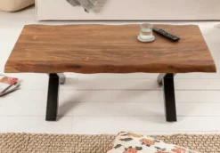 Massivholz Couchtisch MAMMUT 110cm Akazie Baumkante honey finish 3,5cm Tischplatte