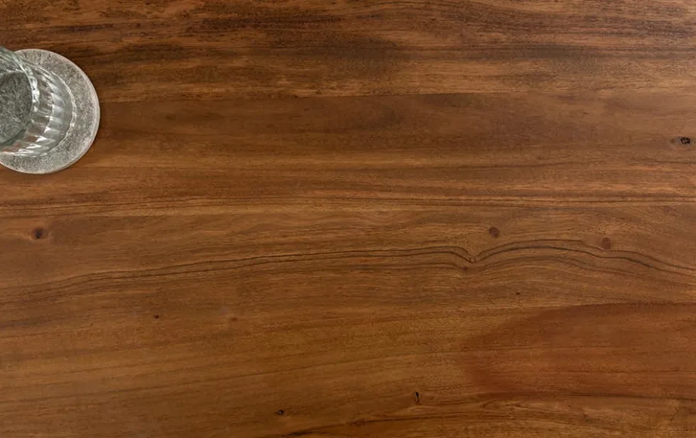 Massivholz Couchtisch MAMMUT 110cm Akazie Baumkante honey finish 3,5cm Tischplatte
