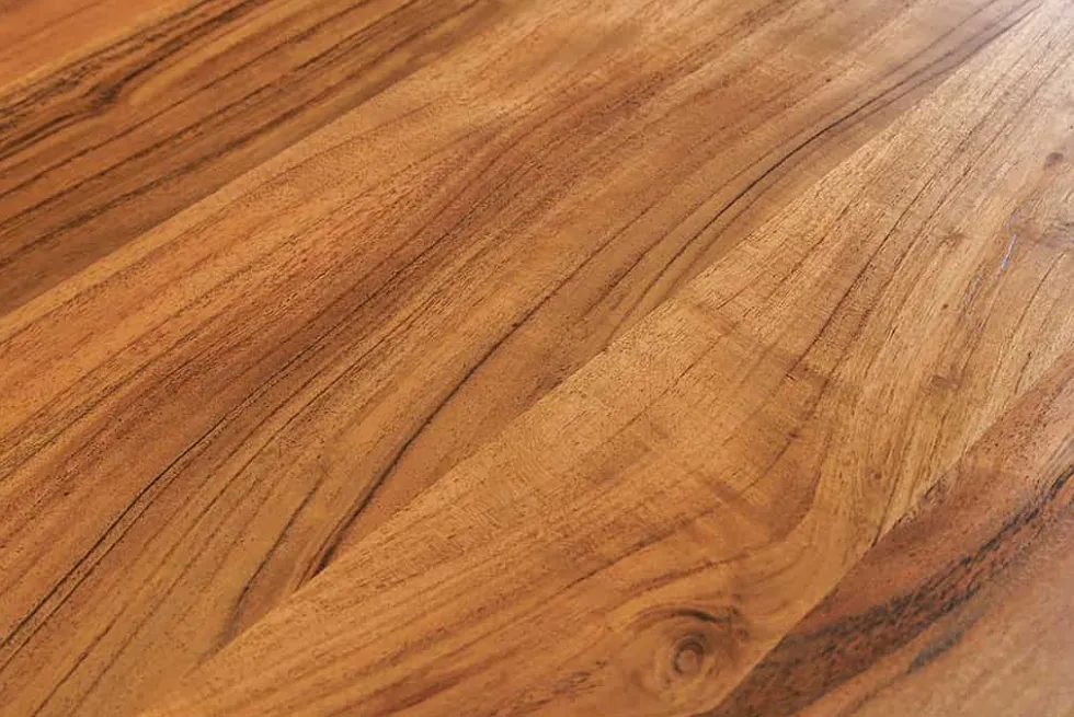 Massivholz Couchtisch MAMMUT 110cm Akazie schwarz 3,5cm Tischplatte Baumkante