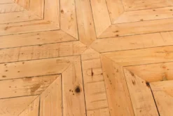 Massivholz Esstisch MOSAIK 200cm natur Pinienholz recycelt Sterngestell