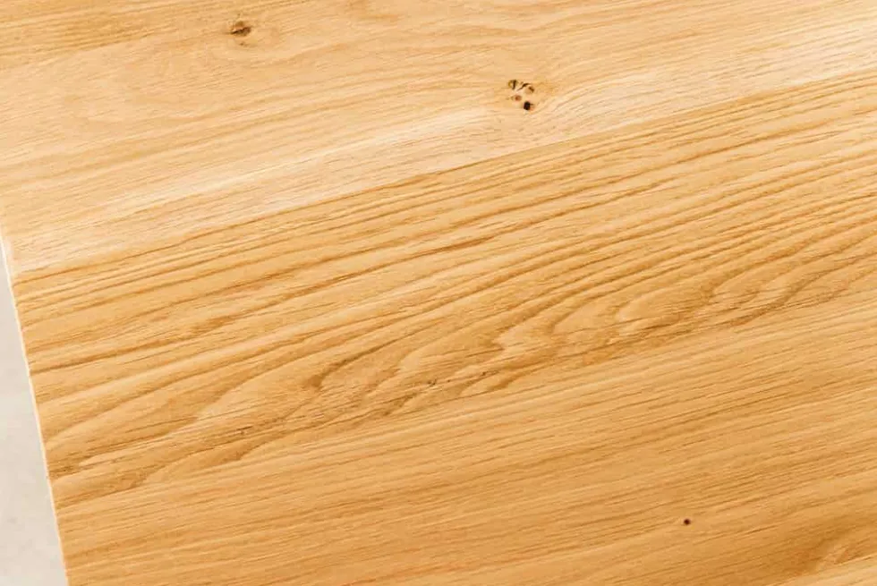 Massivholz Esstisch WILD OAK 160cm natur Wildeiche Schweizer Kante Metall U-Gestell