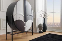Massivholz Highboard VOODOO 120cm braun weiß schwarz Mangoholz mit 3D Schnitzereien oval Metallgestell