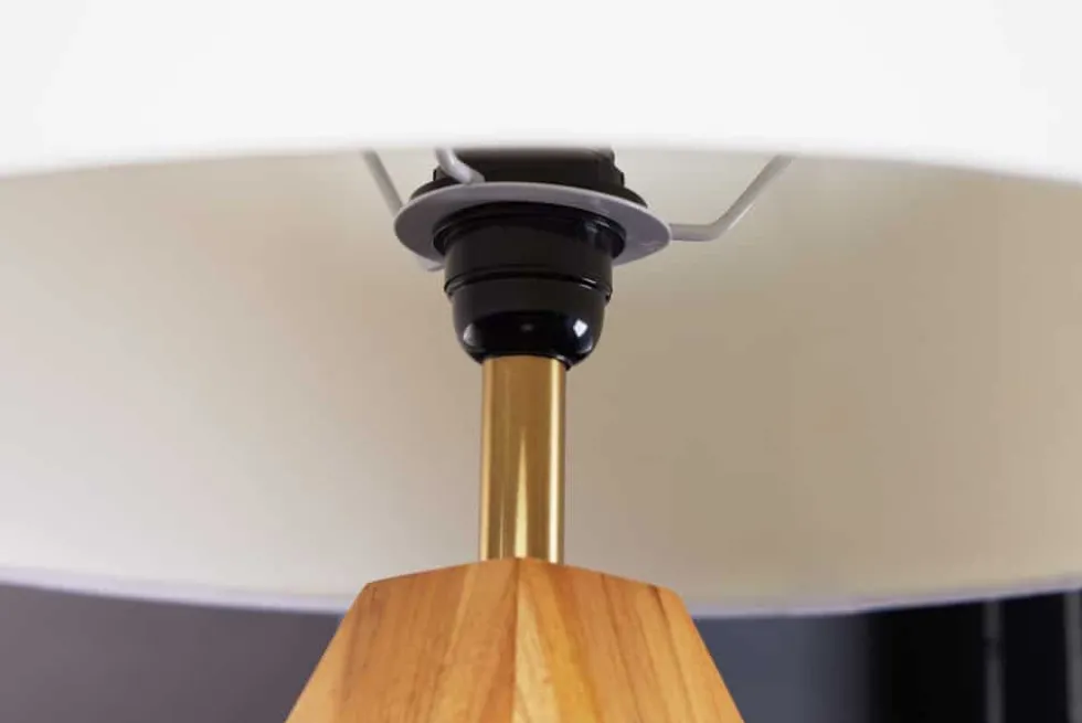 Massivholz Tischlampe DIAMOND 65cm Teak natur weiß modern handmade