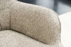 Moderner Sessel SCANDINAVIA champagner greige Bouclé mit Armlehnen