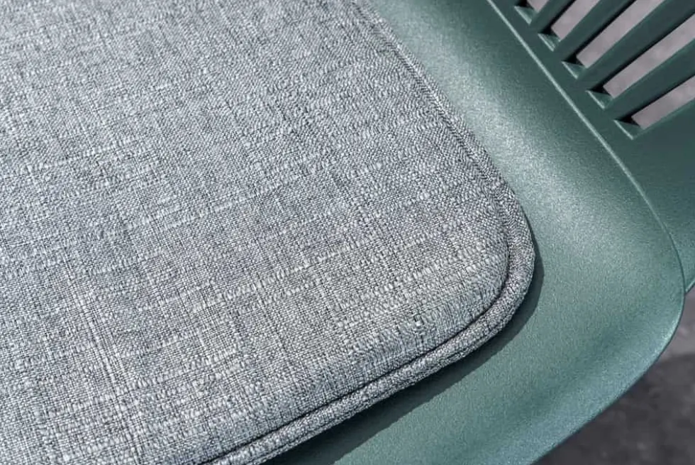 Moderner Stuhl SIGNUM salbei schwarz Kunststoff Gartenstuhl Indoor Outdoor mit Armlehnen