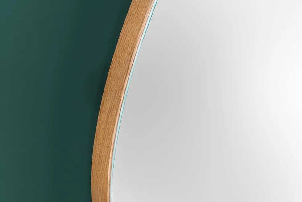 Moderner Wandspiegel NOEMI 70cm natur Eiche Massivholz handmade asymmetrisches Design