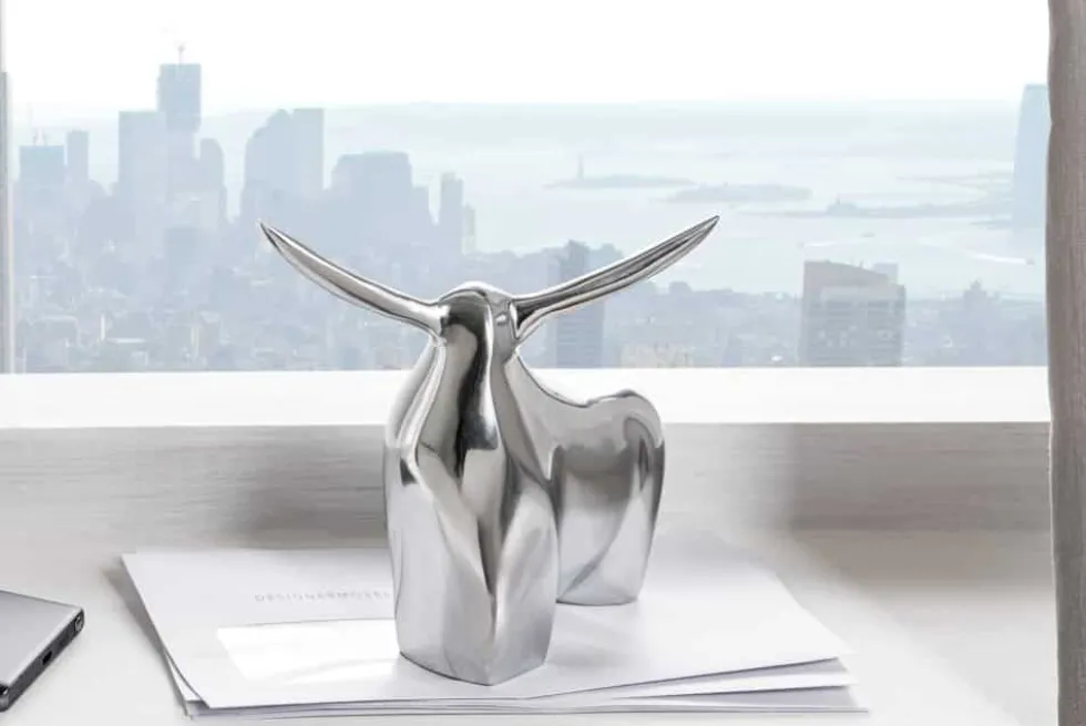 Moderne Skulptur BIG BULL silber Aluminium Dekoration Stierfigur Briefbeschwerer
