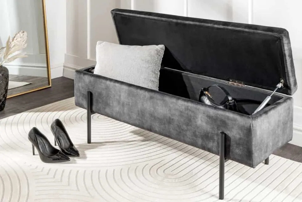 Moderne Truhenbank LOFT 100cm grau Samt Sitzbank mit Stauraum gespolstert schwarz Metall