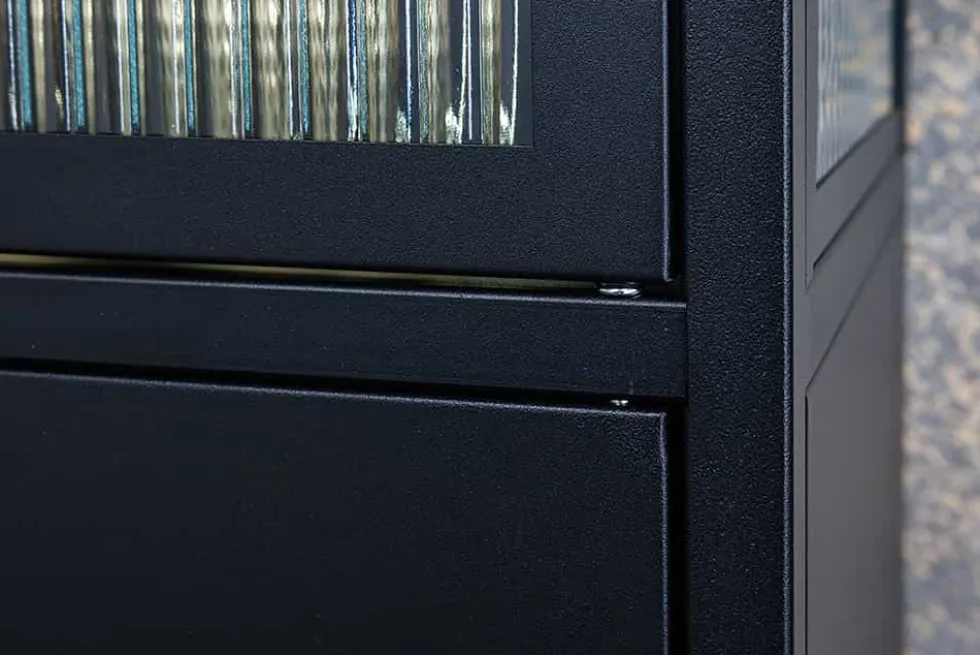 Moderne Vitrine PARIS 180cm schwarz gold Riffelglas Metall Highboard Schrank