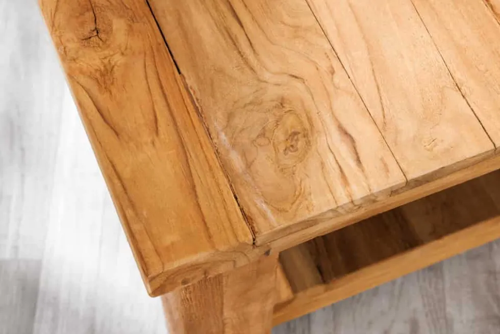 Quadratischer Couchtisch JAVA 70cm natur recyceltes Teakholz mit Ablagefach