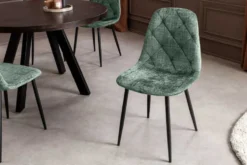 Stilvoller Stuhl GLAMM grün Chenille Cremona mit Rauten-Steppung schwarze Metallbeine