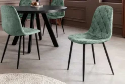 Stilvoller Stuhl GLAMM grün Chenille Cremona mit Rauten-Steppung schwarze Metallbeine